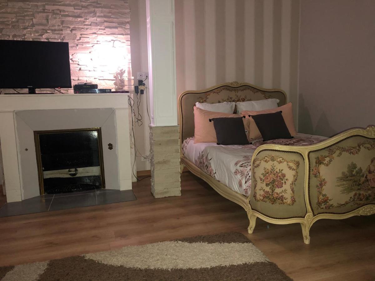 בלואה Appartement Porte Chartraine מראה חיצוני תמונה
